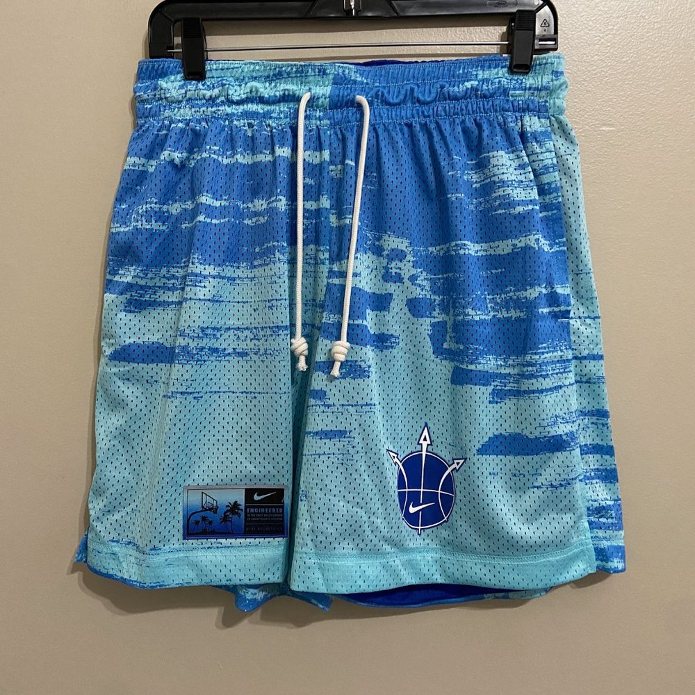 Nike Standard Issue Reversible Mesh Basketball Shorts Mens M DV9607-482 NEW